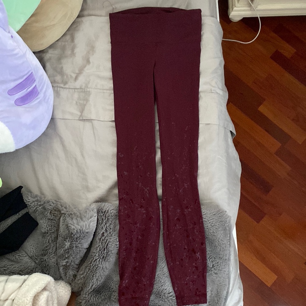 Lulumenon tights